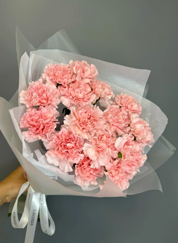 Букет с диантусами  «Презент» от интернет-магазина цветов в 