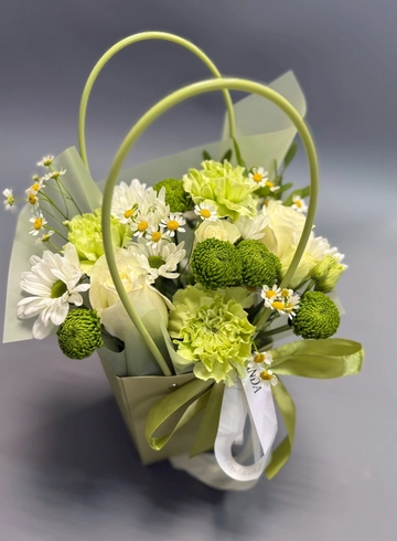 Композиция «Зелёный луг» от интернет-магазина цветов в 