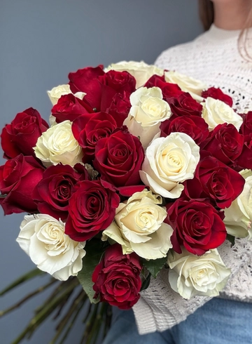 Букет из Эквадорских роз  от интернет-магазина цветов в 