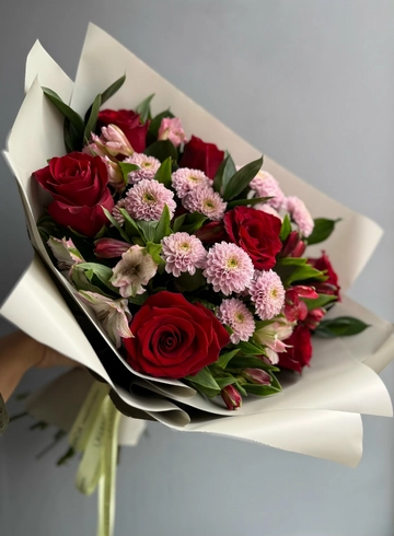 Букет сборный «Симфония чувств» от интернет-магазина цветов в 