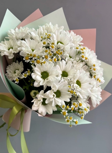 Букет с хризантемами «Теплые объятия» от интернет-магазина цветов в 