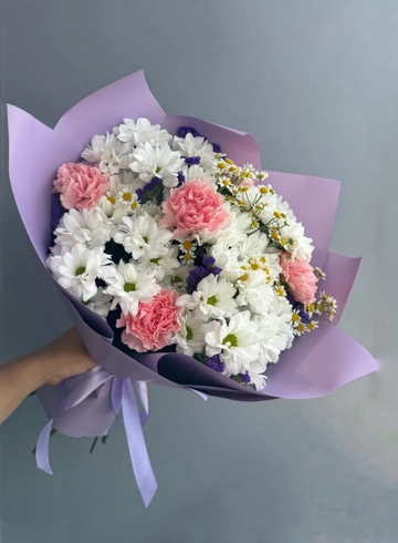 Букет сборный «Цветущий мир» от интернет-магазина цветов в 