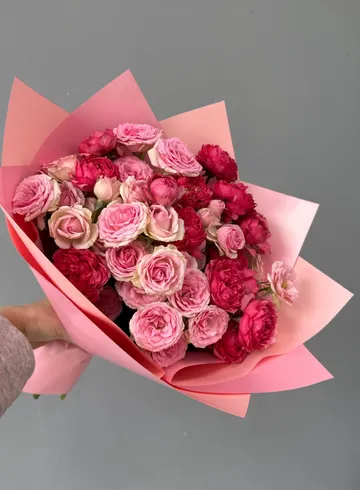 Букет из кустовой розы Джульетта от интернет-магазина цветов в 