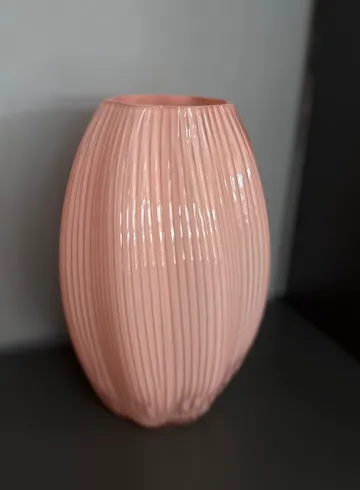 Ваза розовая  от интернет-магазина цветов в 