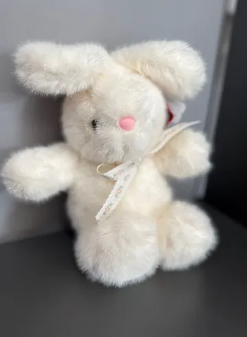 Мягкая игрушка &laquo;Зайка&raquo; от интернет-магазина цветов в 